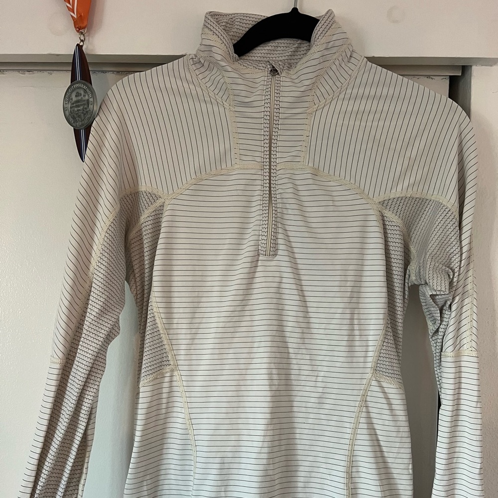 lululemon quarter zip long sleeve, Size 8!